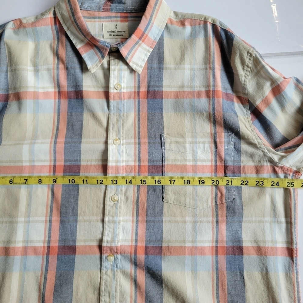 New Mutual Weave Long Sleeve Plaid Button-Down Shirt. - Picture 4 of 9